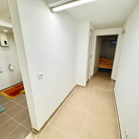 Apartamento Direkt An Der Sbahn - Dus Messe Und Flughafen Gut Erreichbar