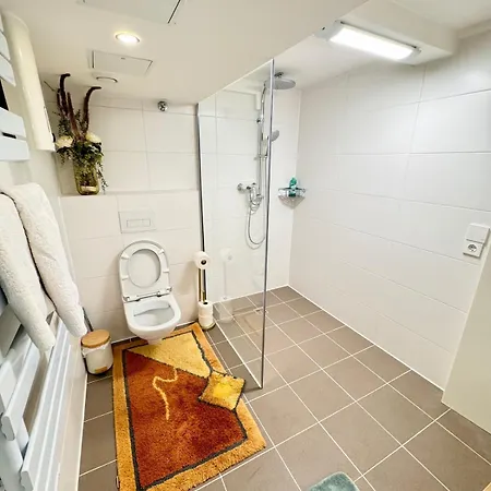 Direkt An Der Sbahn - Dus Messe Und Flughafen Gut Erreichbar Apartamento *